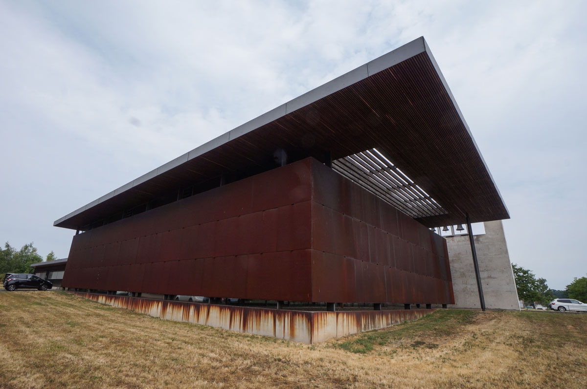 Herz Jesu Kirche - Völklingen Ludweiler - Allemagne - Architecte : Prof. Ansgar Lamott - Consacrée en février 2001