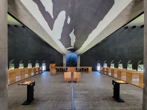 Cappella Santa Maria degli Angeli au Monte Tamaro - Architecte : Mario Botta - 1994 