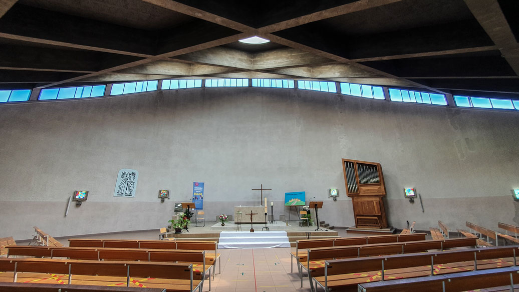 Eglise Saint-François-d'Assise - Grand Charmont - architecture sacrée