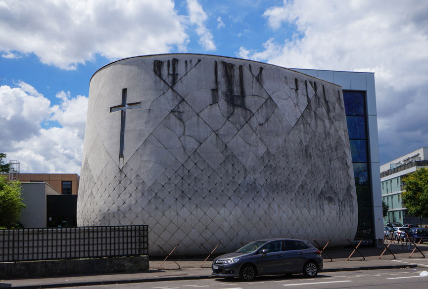 Architecture sacrée contemporaine - Eglise Saint Thomas - Vaulx-En-Velin Sacred architecture