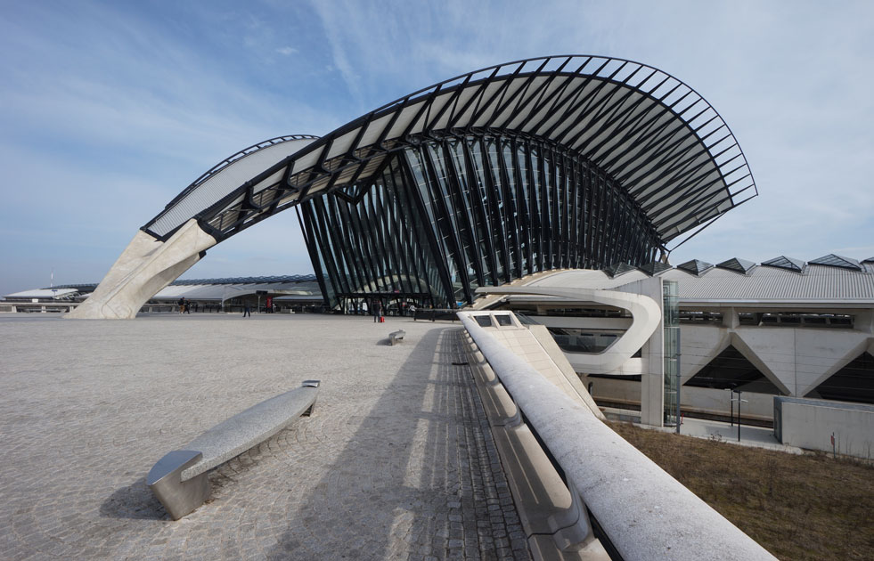 Gare TGV de Lyon-Satolas / Architecte: Santiago Calatrava