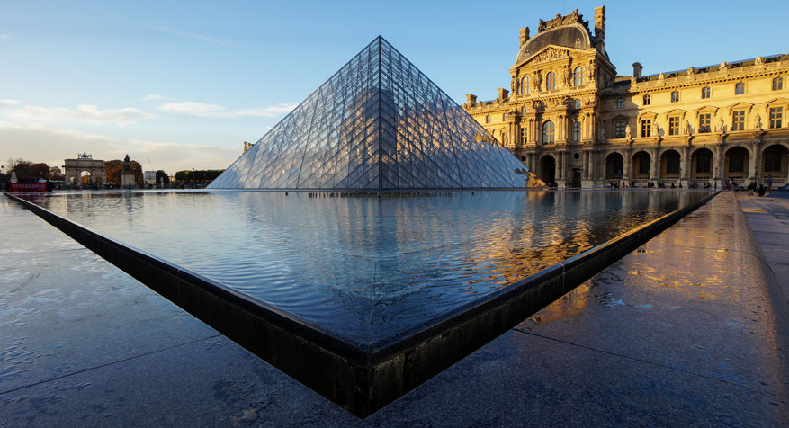 Le Louvre Paris Pyramide de Leoh Ming Pei